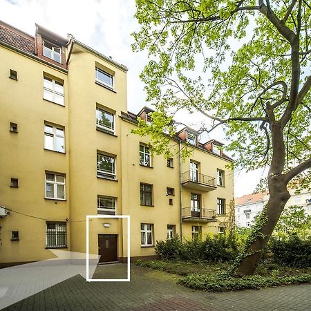 Very Berry - K Jadwigi 58 - Old City Apartment, Self Check In 24H! Poznan Exterior photo